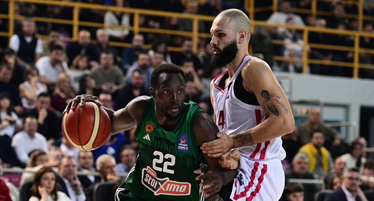 Ο Τζέριαν Γκραντ απέναντι στον Εβάν Φουρνιέ/Πηγή: Eurokinissi