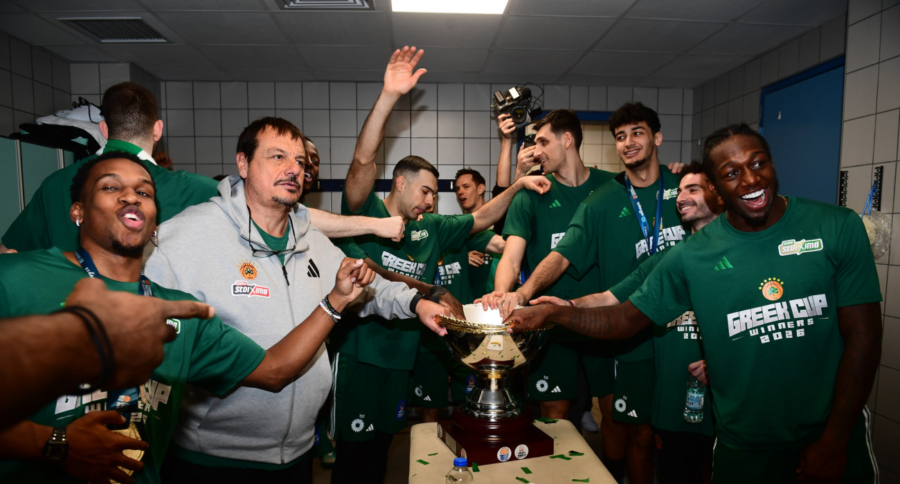 Η ιπποτική αναφορά του Σλούκα στη μητέρα του Αταμάν και η ομιλία του κόουτς στα αποδυτήρια του Παναθηναϊκού