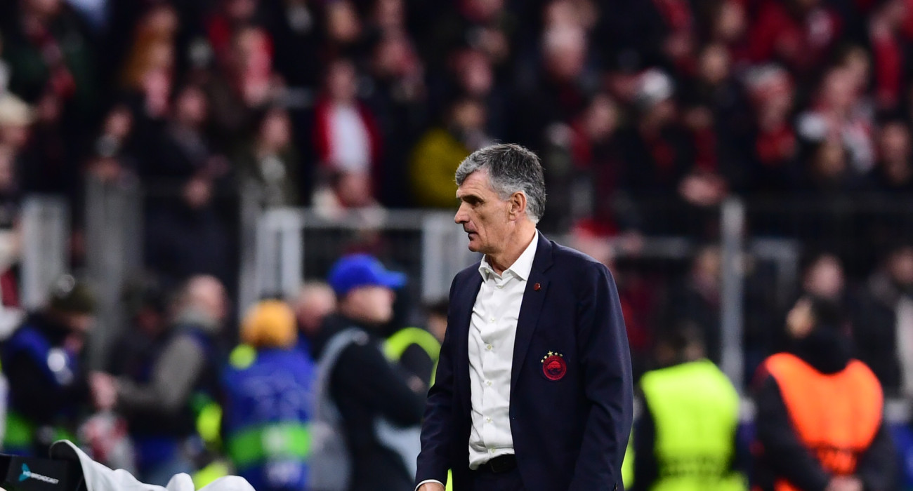 Ο Χοσέ Λουίς Μεντιλίμπαρ κατά τη διάρκεια της αναμέτρησης με τη Λεβερκούζεν / Πηγή: Eurokinissi