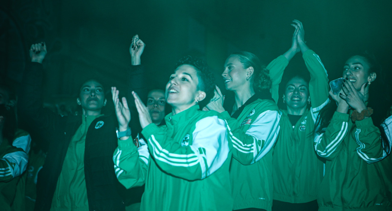 Οι παίκτριες βόλεϊ του Παναθηναϊκού στη Λεωφόρο / Πηγή: Eurokinissi