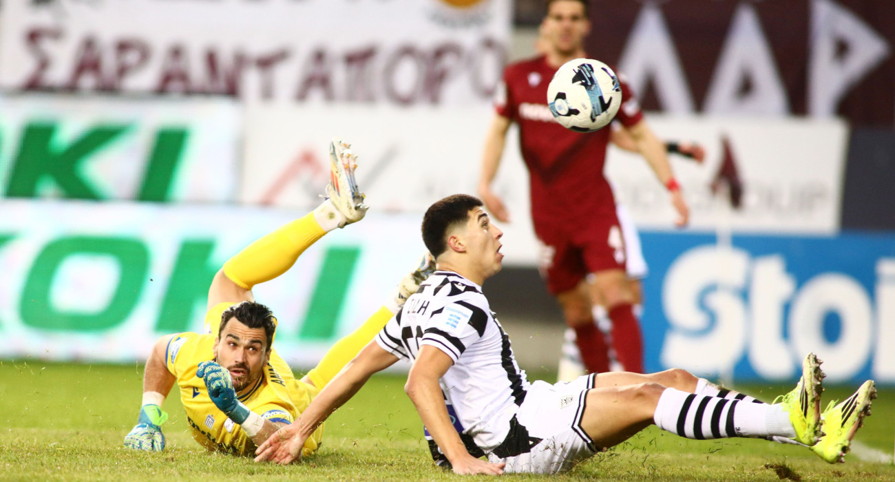 Ο Δημήτρης Χατσίδης σκοράρει το πρώτο του γκολ στη Stoiximan Super League / Πηγή: Intime