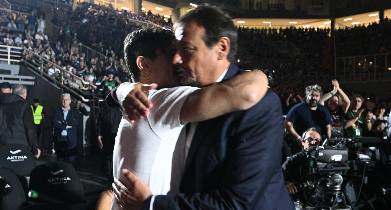 Δημήτρης Γιαννακόπουλος και Εργκίν Αταμάν / Πηγή: Eurokinissi