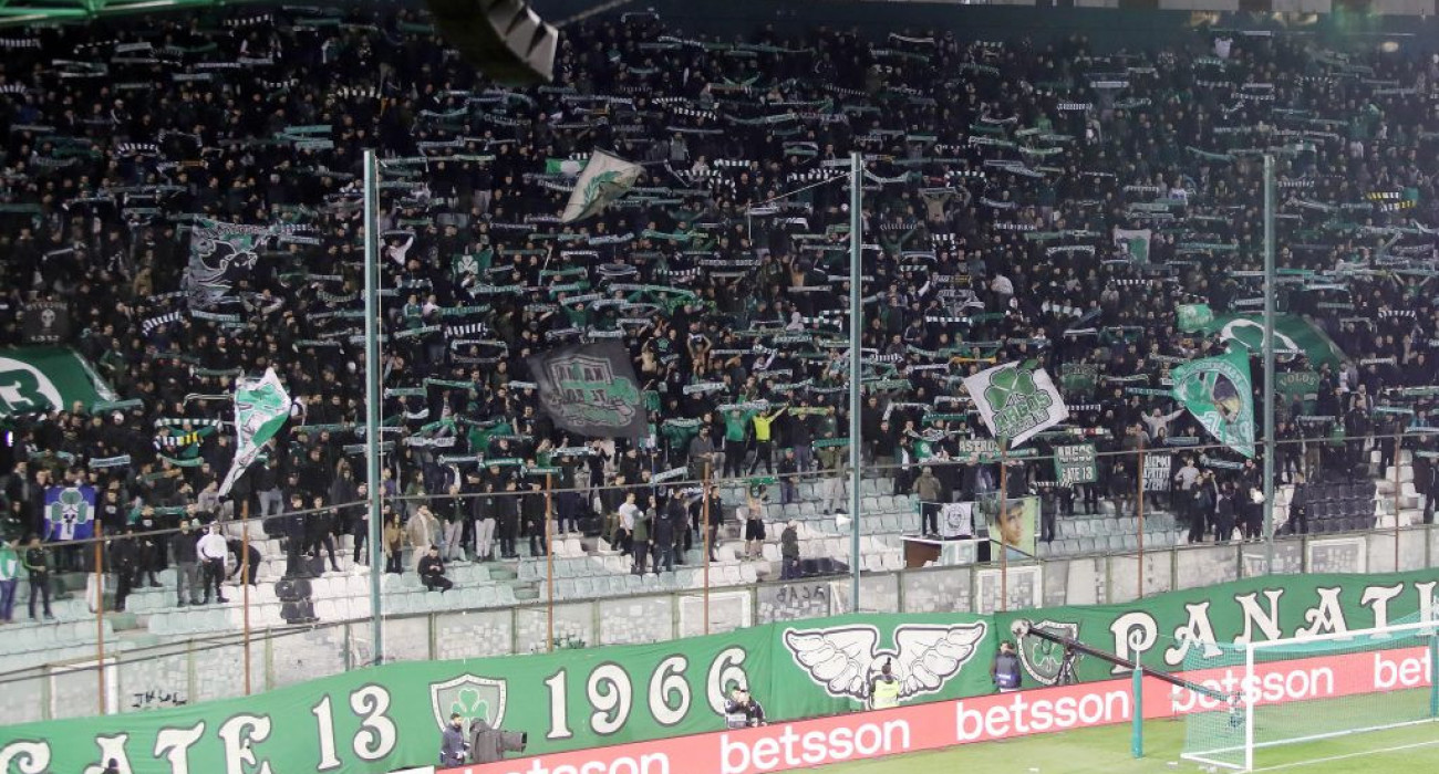 Οι οπαδοί του Παναθηναϊκού στην ιστορική Θύρα 13 της Λεωφόρου / Πηγή: pao.gr