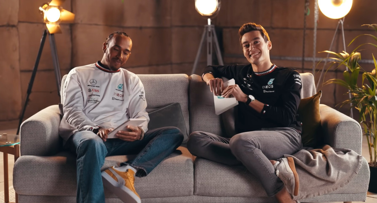 Ο Λιούις Χάμιλτον και ο Τζορτζ Ράσελ / Screenshot