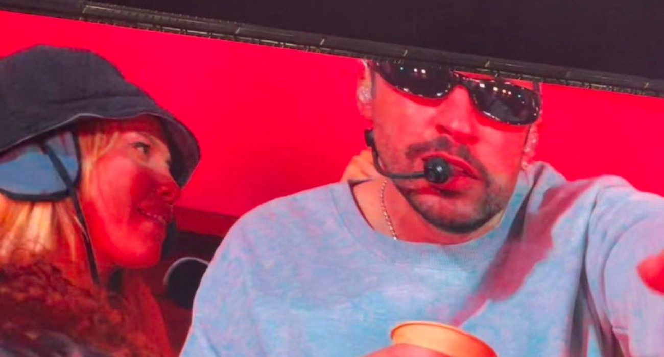 Η Γουάντα Νάρα με τον Bad Bunny / Screenshot