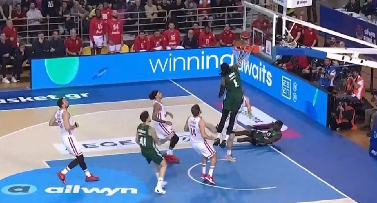 Η τάπα του Χολμς στον Γουόκαπ/printscreen