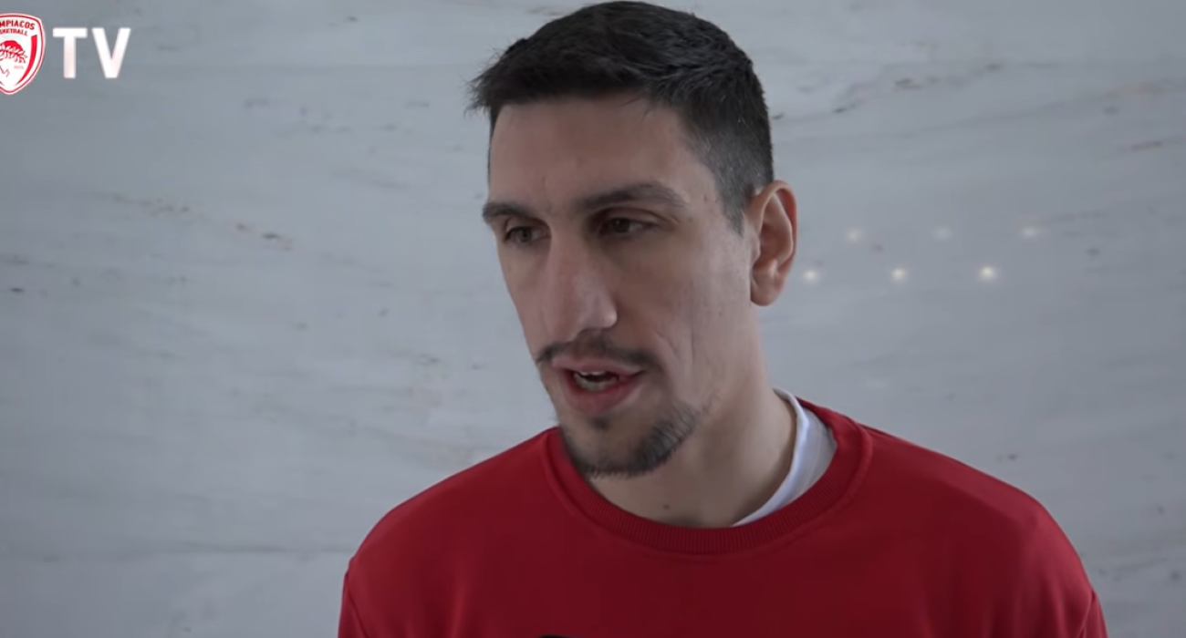 Αισιόδοξος για την κατάκτηση του τίτλου από τον Ολυμπιακό ο Γιαννούλης Λαρεντζάκης