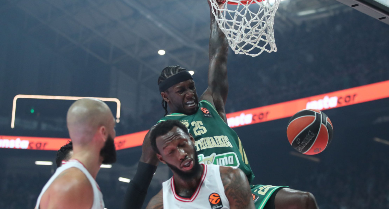 Κέντρικ Ναν, Εβάν Φουρνιέ και Ντόντα Χολ από παλιότερο φετινό ντέρμμπι / Πηγή: Intime