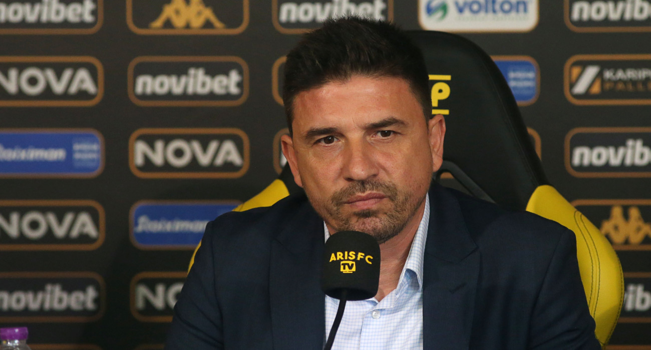 Ο τεχνικός διευθυντής της ΠΑΕ Άρης Ρούμπερ Ρέγιες / Πηγή: Intime