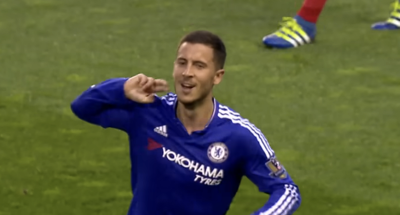 Ο Εντέν Αζάρ με την φανέλα της Τσέλσι / Screenshot