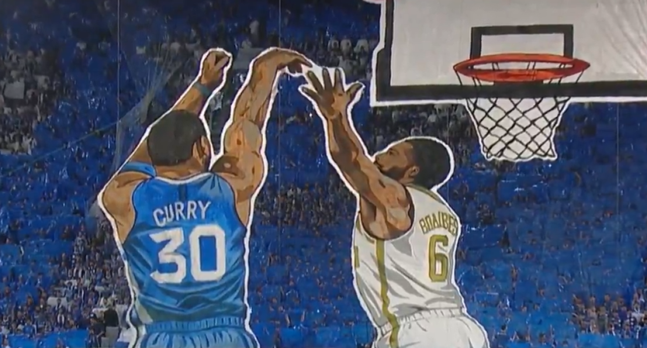 Το εντυπωσιακό κορεό των φίλων της Αλ Χιλάλ με τον Στεφ Κάρι / PrintScreen