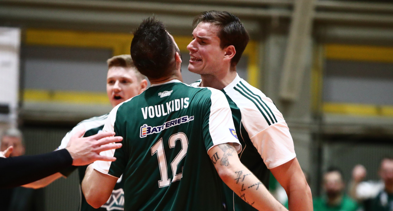 Βουλκίδης και Γκάσμαν πανηγυρίζουν στον προημιτελικό του Παναθηναϊκού με τον ΠΑΟΚ / Πηγή: Eurokinissi