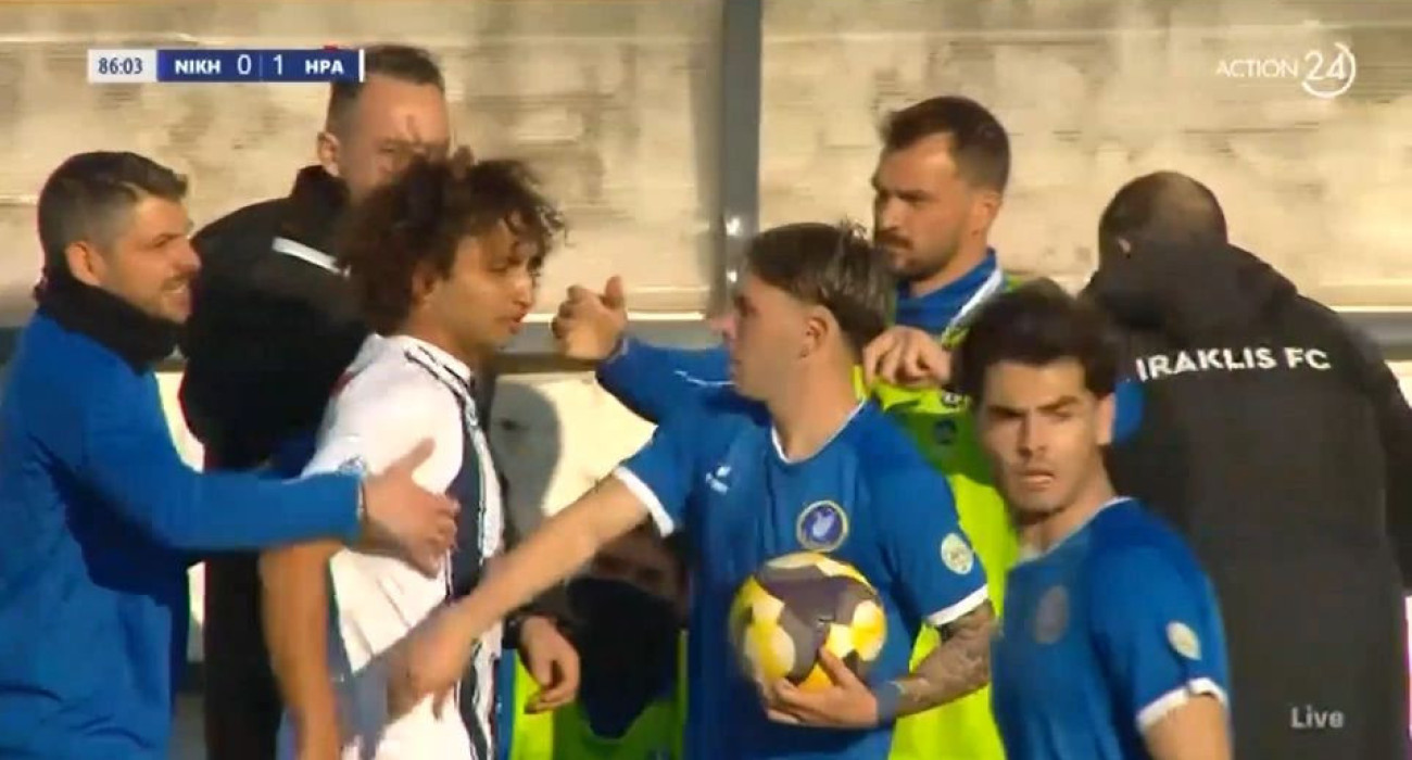 Η στιγμή της έντασης με τον Αμρ Ουάρντα την ώρα της αλλαγής του / Πηγή: Glomex