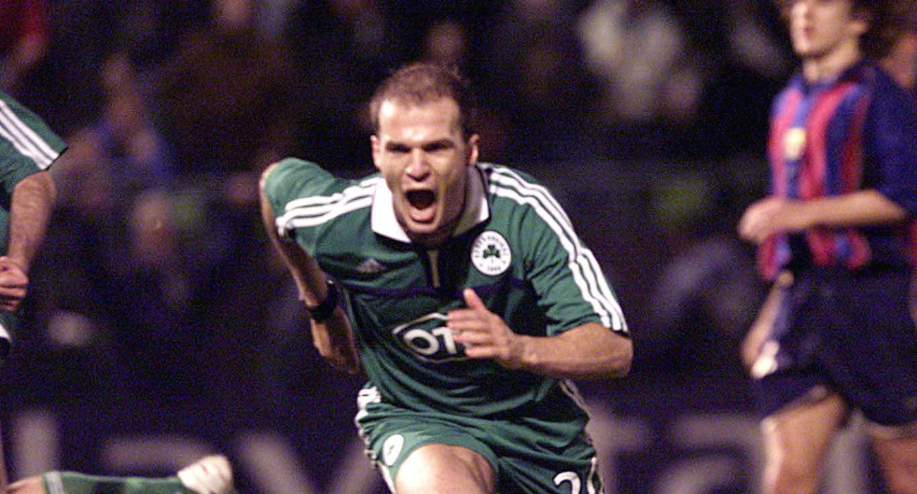 Ο Άγγελος Μπασινάς πανηγυρίζει το γκολ του κόντρα στην Μπαρτσελόνα  /Πηγή: InTime