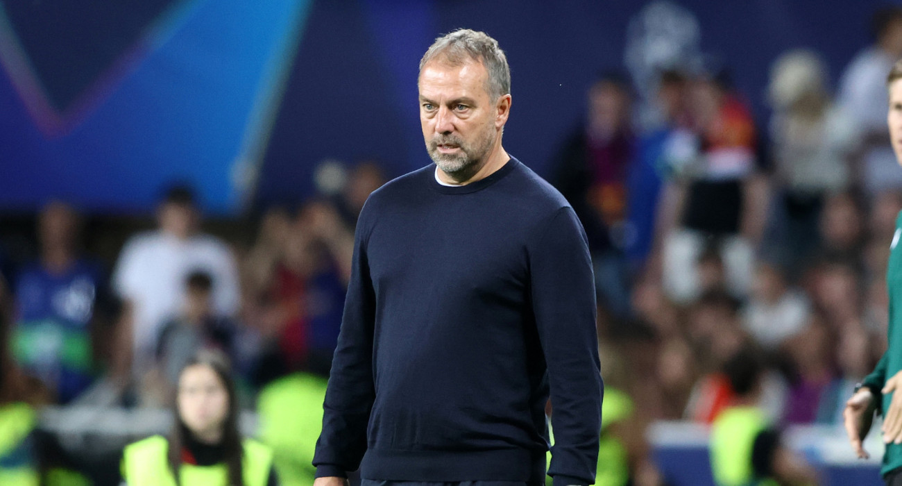 Ο Χάνσι Φλικ στην αναμέτρηση της Μπαρτσελόνα με τον Ολυμπιακό / Πηγή: Eurokinissi