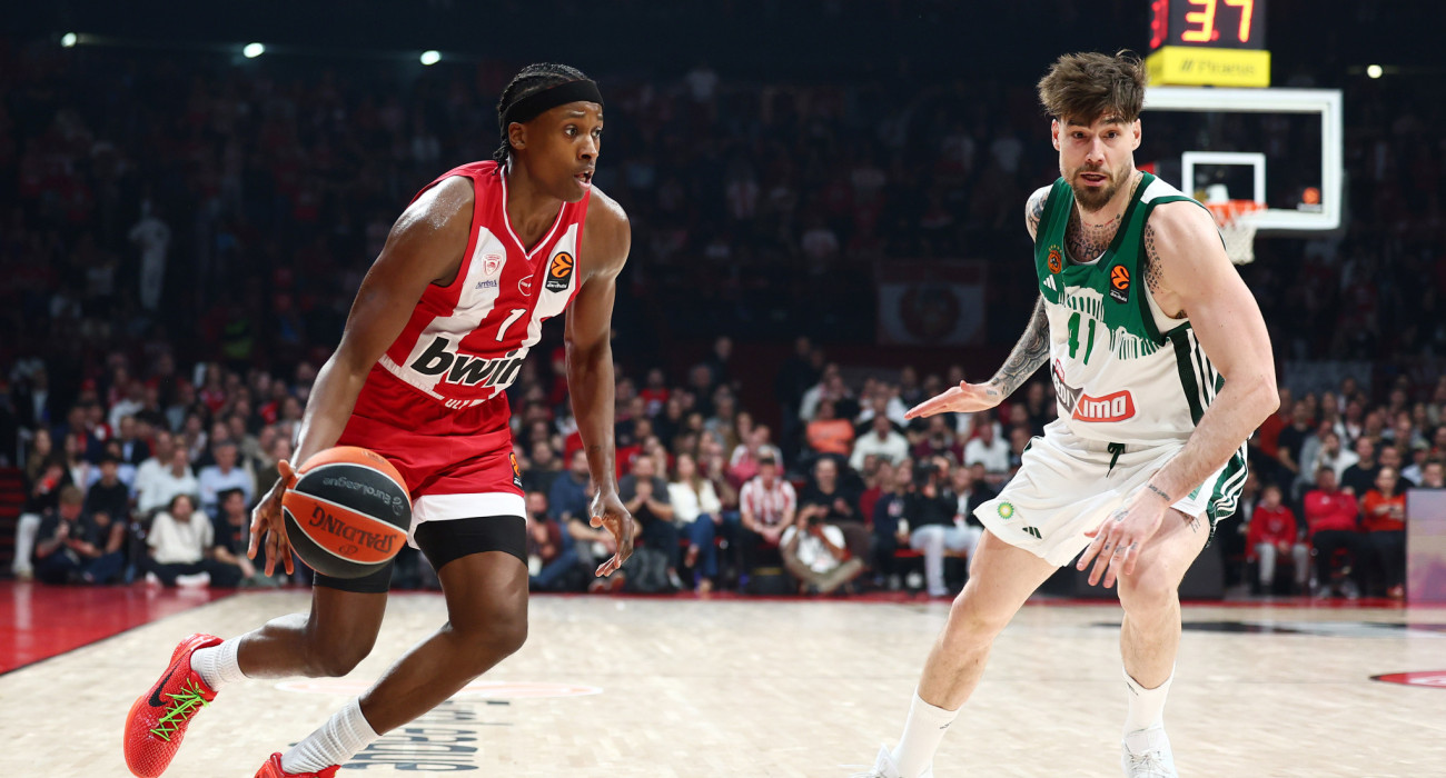 Στιγμιότυπο από την αναμέτρηση Ολυμπιακός - Παναθηναϊκός / Πηγή: InTime