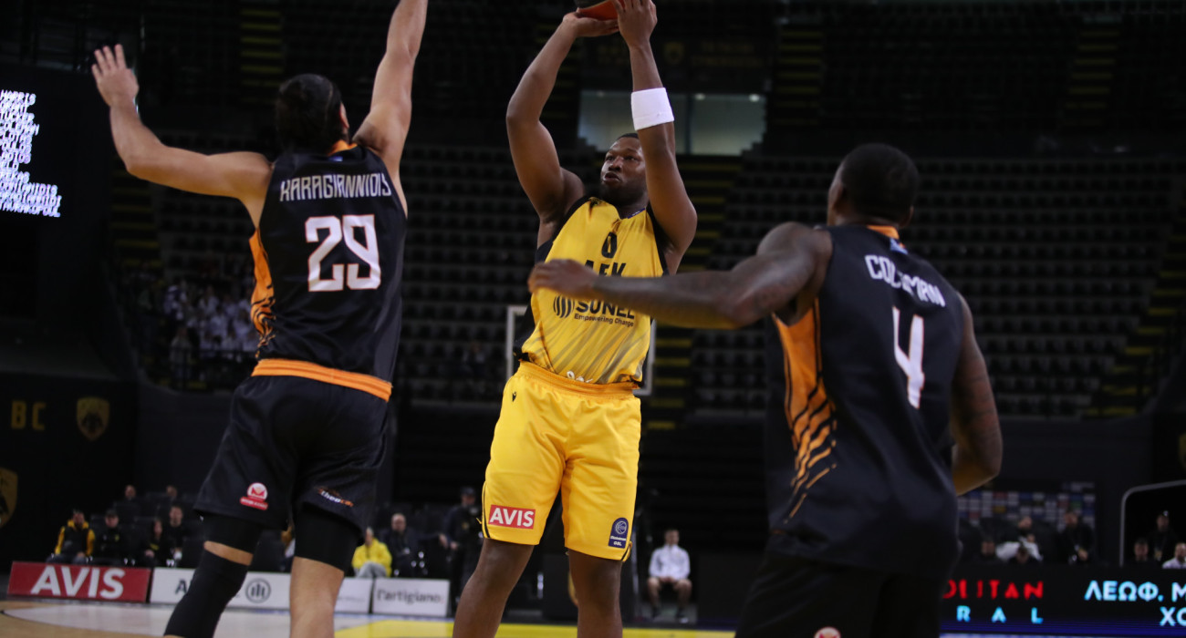 Απρόοπτο στην ΑΕΚ: Χτύπησε ο Γκρέι κόντρα στον Προμηθέα (video)