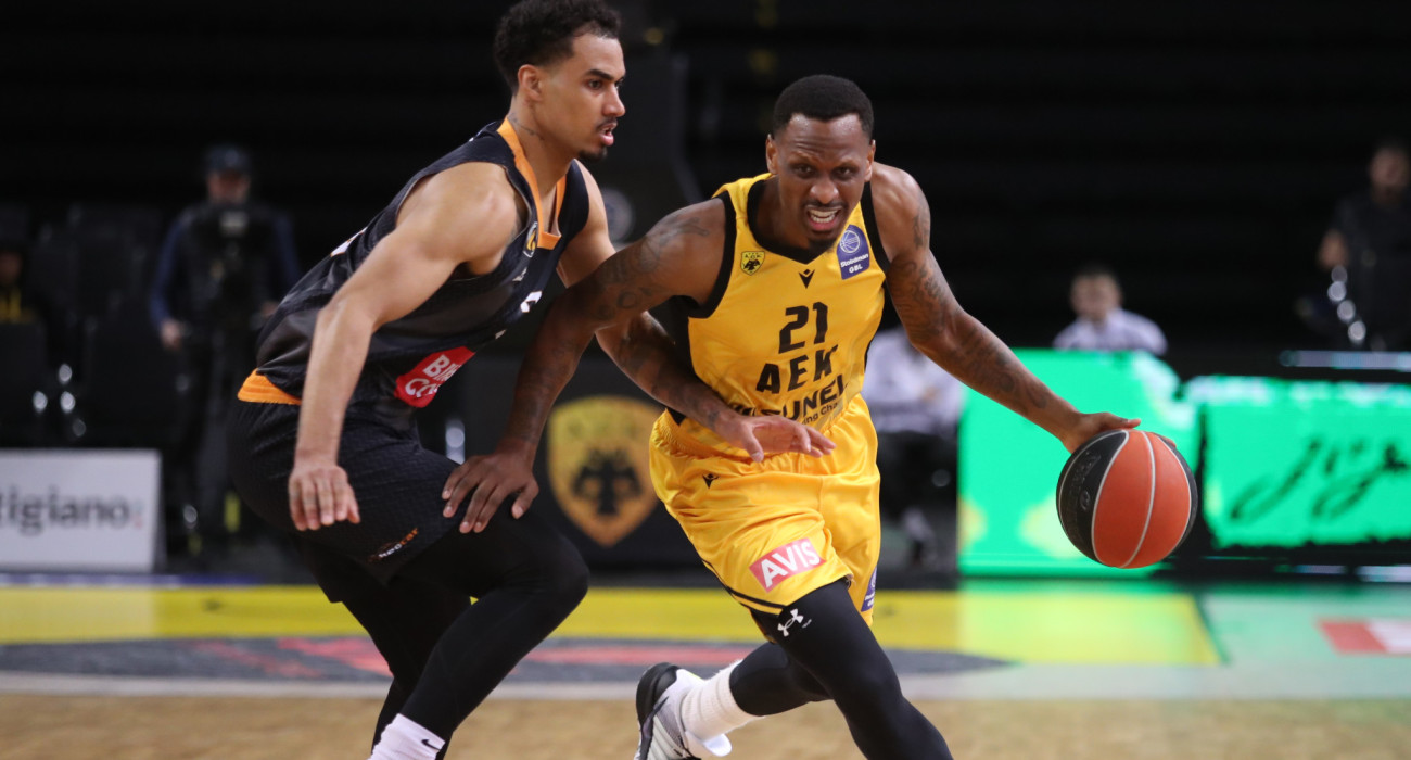 Ο Τζέιμς Νάναλι - Πηγή: Intime