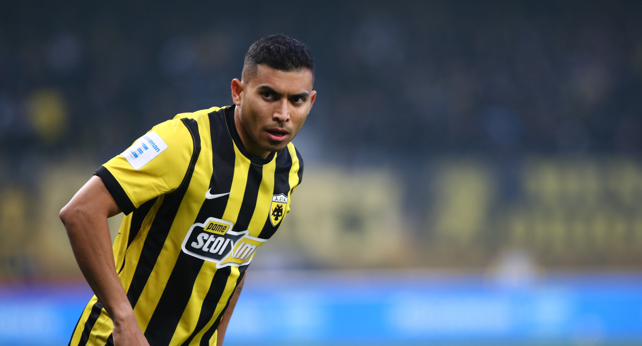 Ο Ορμπελίν Πινέδα στο ΑΕΚ-ΑΕΛ Novibet / Πηγή: Intime