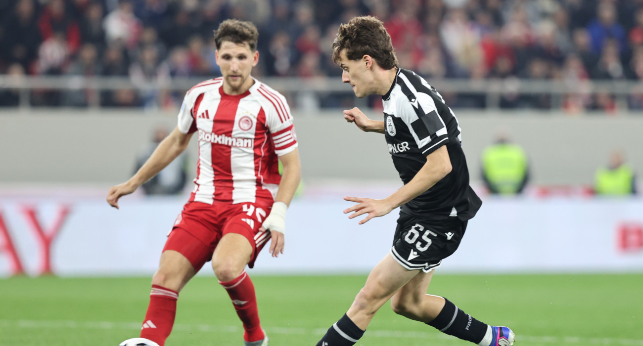 Γιάννης Κωνσταντέλιας και Παναγιω΄της Ρέτσος στο Ολυμπιακός - ΠΑΟΚ / Πηγή: Intime