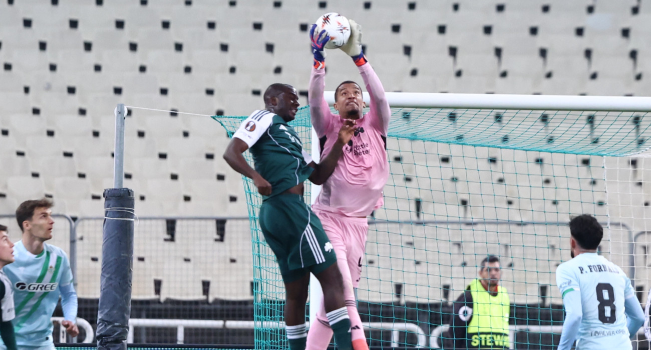 «Lafont Airlines» στο Παναθηναϊκός - Μπέτις / Πηγή: InTime