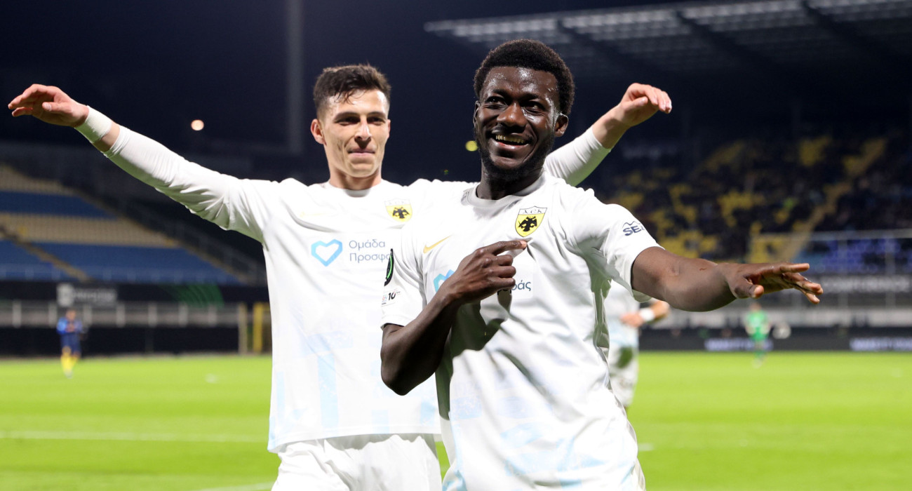 Ο Αμπουμπακαρί Κοϊτά της ΑΕΚ πανηγυρίζει το γκολ του κόντρα στην Τσέλιε / Πηγή: Intime