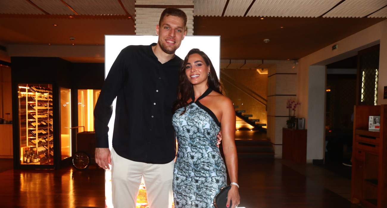 Σάσα Βεζένκοφ και Νικόλ Ελευθεριάδου τα... έσπασαν / Πηγή: Eurokinissi