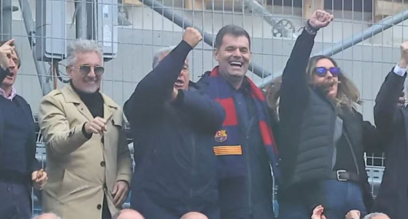 Ο Ζοάν Λαπόρτα... κλέωει τη παράσταση για τους λάθος λόγους / Screenshot