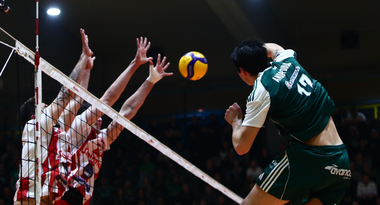 Επίθεση του Παναθηναϊκού απέναντι στον Ολυμπιακό / Πηγή: Eurokinissi