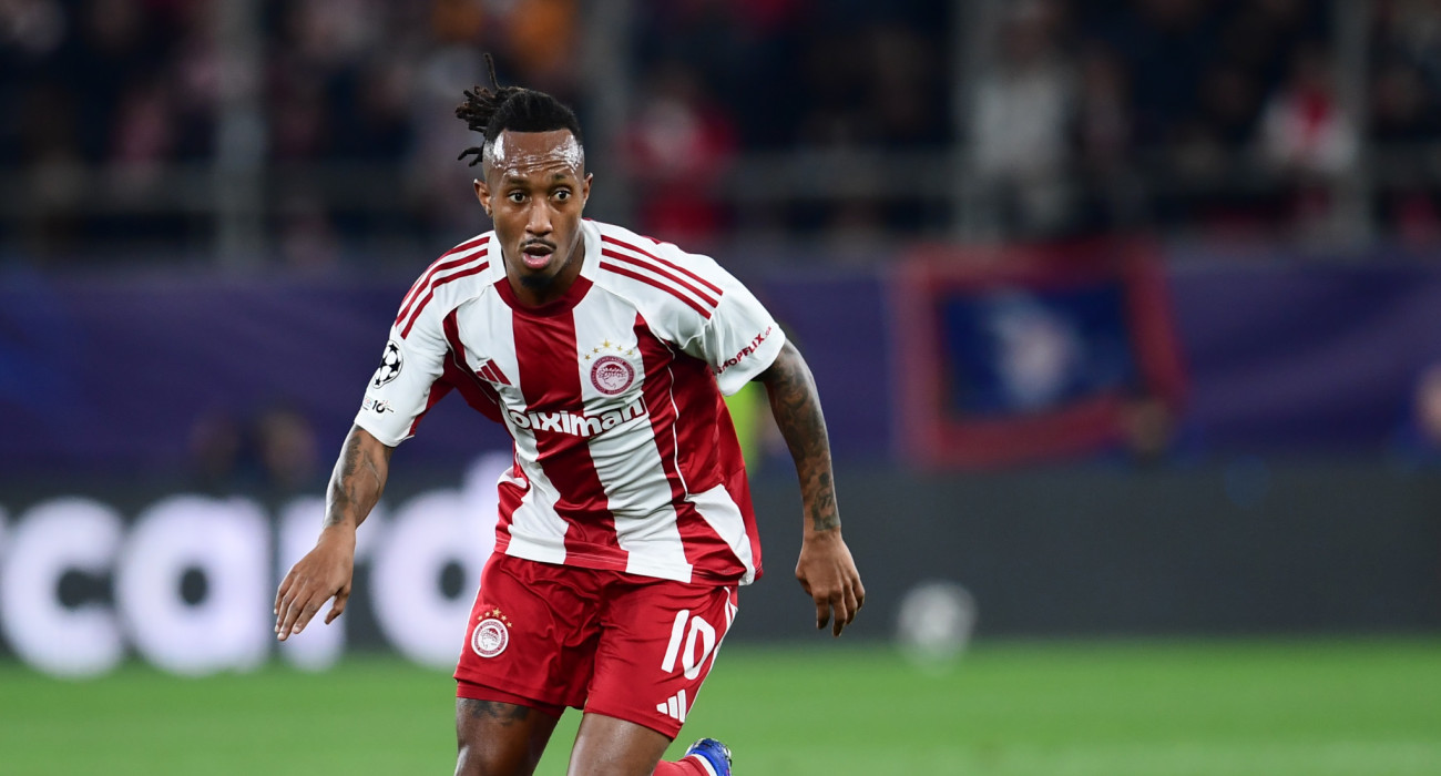 Ο Ζέλσον Μάρτινς στην αναμέτρηση του Ολυμπιακού με την Λεβερκούζεν / Πηγή: Eurokinissi