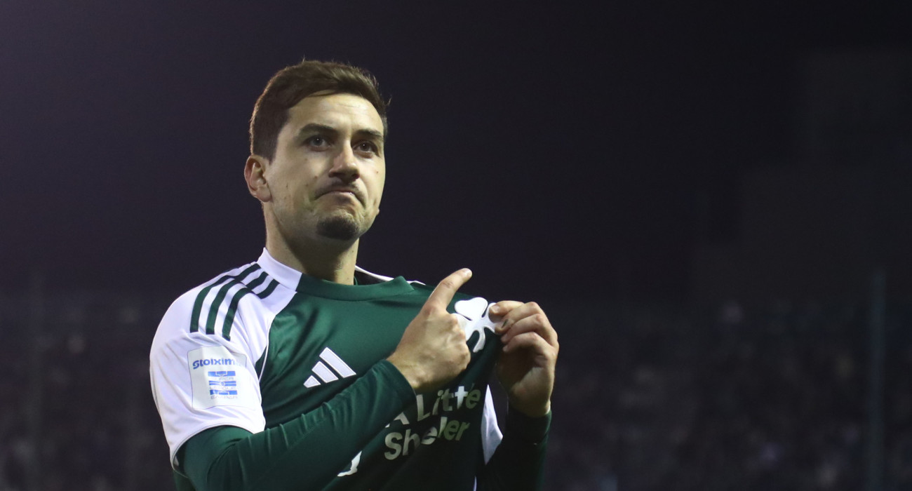 Ο Χάβι Ερνάντεθ πανηγυρίζει το πρώτο του γκολ με τη φανέλα του Παναθηναϊκού / Πηγή: Eurokinissi