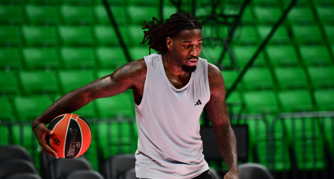 Επιστροφή στις ομαδικές προπονήσεις για τον Ματίας Λεσόρ / Πηγή: Εurokinissi