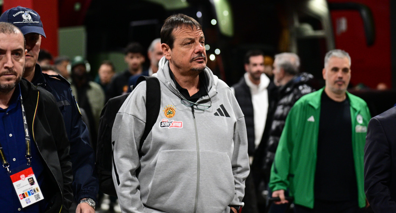 Η άφιξη της αποστολής του Παναθηναϊκού στο ΣΕΦ / Πηγή: Eurokinissi