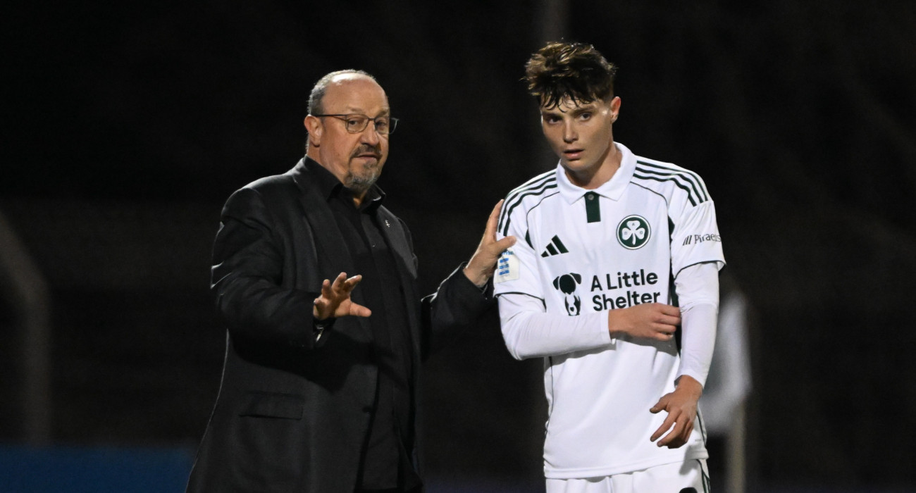 Ο Γιώργος Κάτρης μαζί με τον Ράφα Μπενίτεθ / Πηγή:Eurokinissi