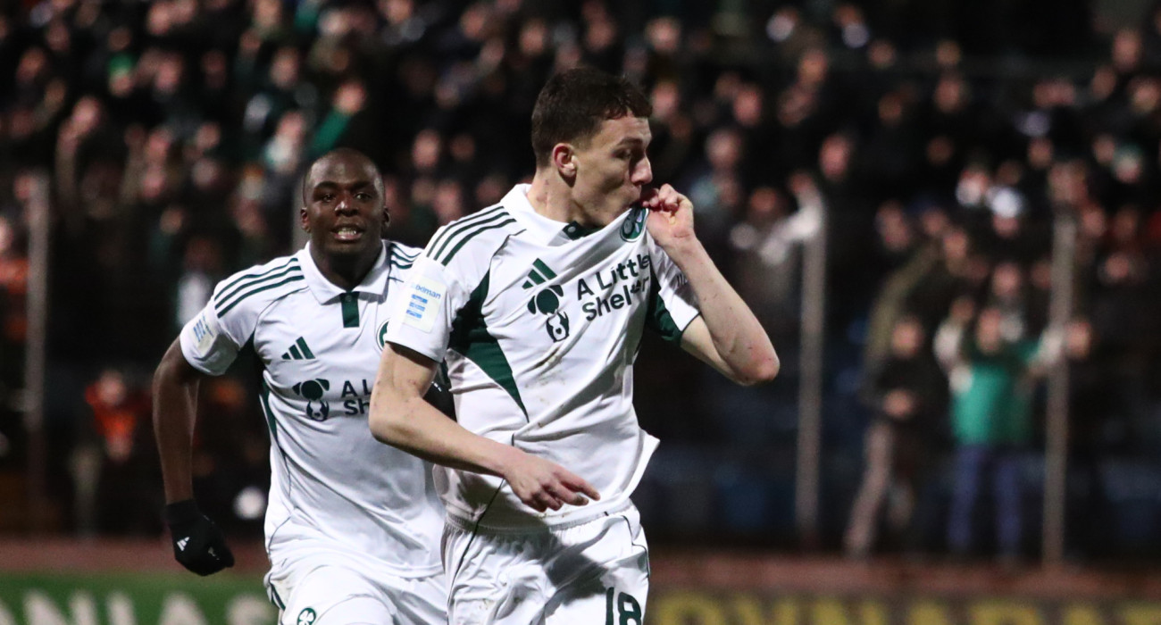 Ο Σωτήρης Κοντούρης πανηγυρίζει έξαλλα το πρώτο του γκολ με τον Παναθηναϊκό / Πηγή: Eurokinissi