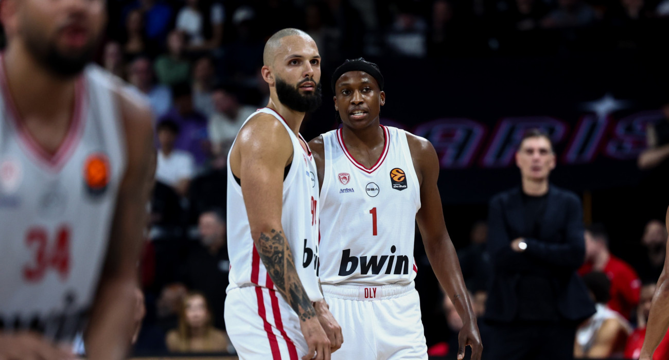 Εβάν Φουρνιέ και Φρανκ Νιλικίνα απέναντι στην Παρί - Πηγή: Eurokinissi