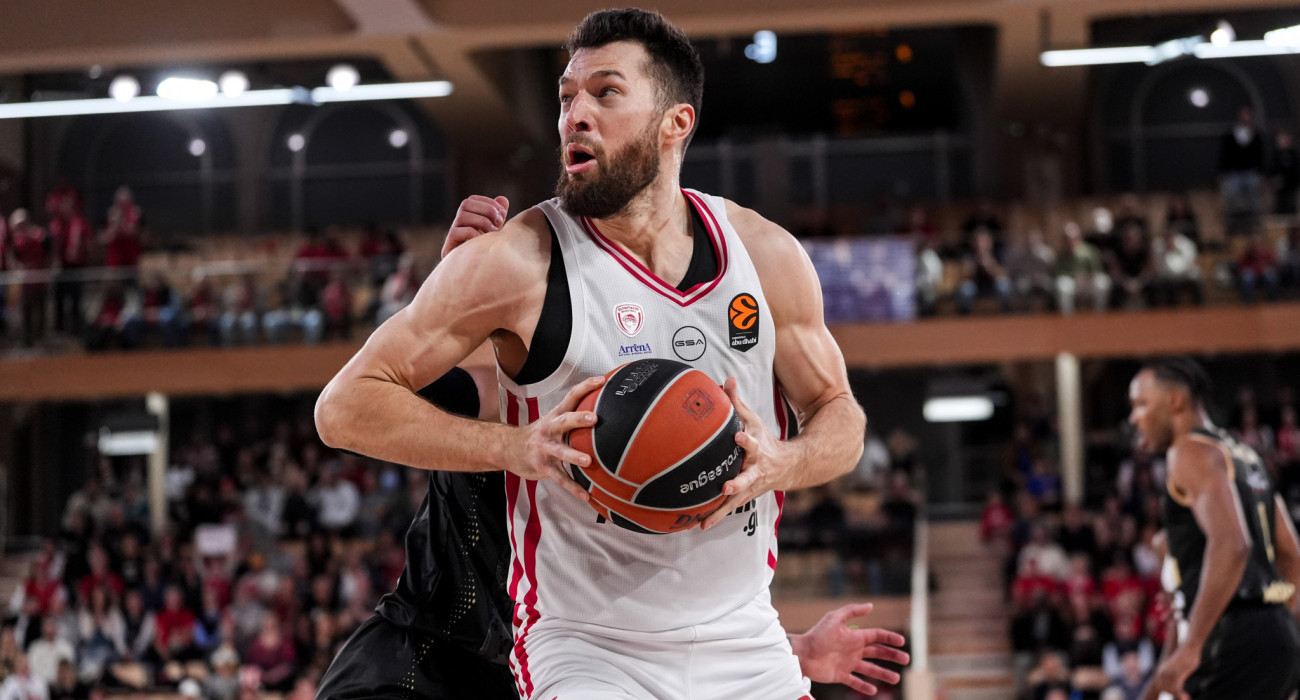 «Γκέλα» για τον Ολυμπιακό στο Πριγκιπάτο από τη Μονακό των εννιά παικτών