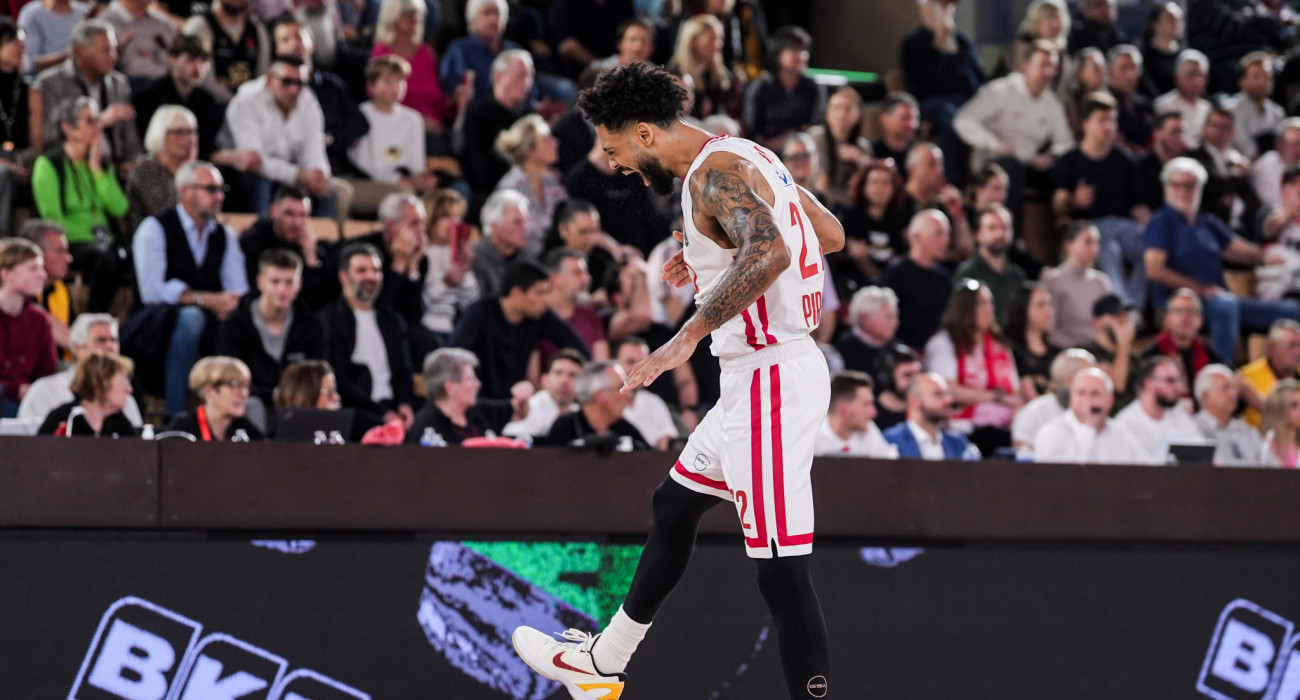 Ο Τάιλερ Ντόρσεϊ τα βάζει με τον εαυτό του για το χαμένο σουτ - Πηγή: Eurokinissi