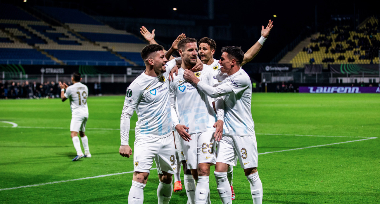 Οι πανηγυρισμοί της ΑΕΚ μετά το 4-0 επί της Τσέλιε / Πηγή: Eurokinissi