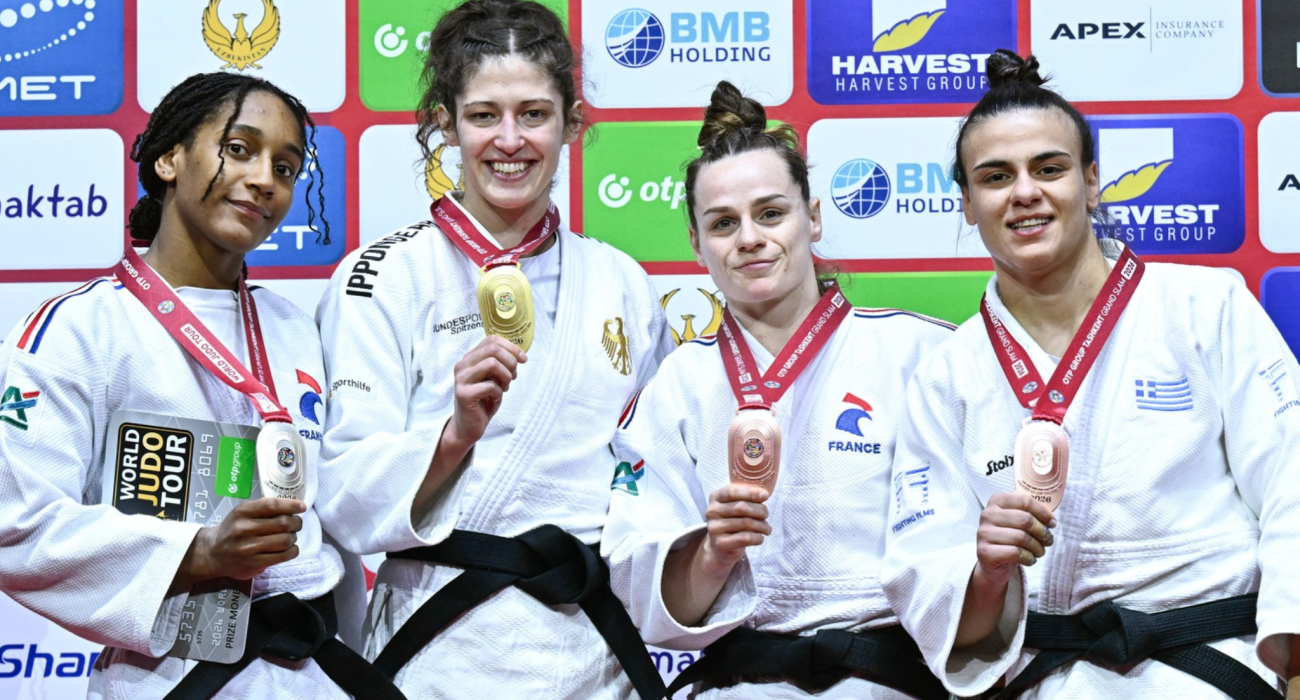 Η Ελισάβετ Τελτσίδου στο βάθρο της Τασκένδης / Πηγή: IJF