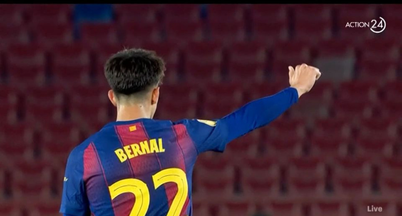 Ο Μαρκ Μπερνάλ πανηγυρίζει για την Μπαρτσελόνα / Screenshot