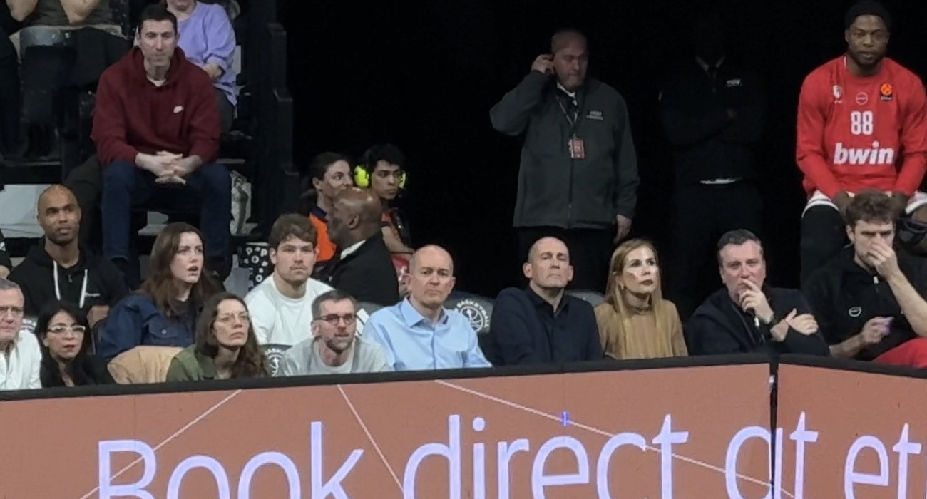 Οι πρόεδροι της ΚΑΕ Ολυμπιακός στην Αdidas Arena