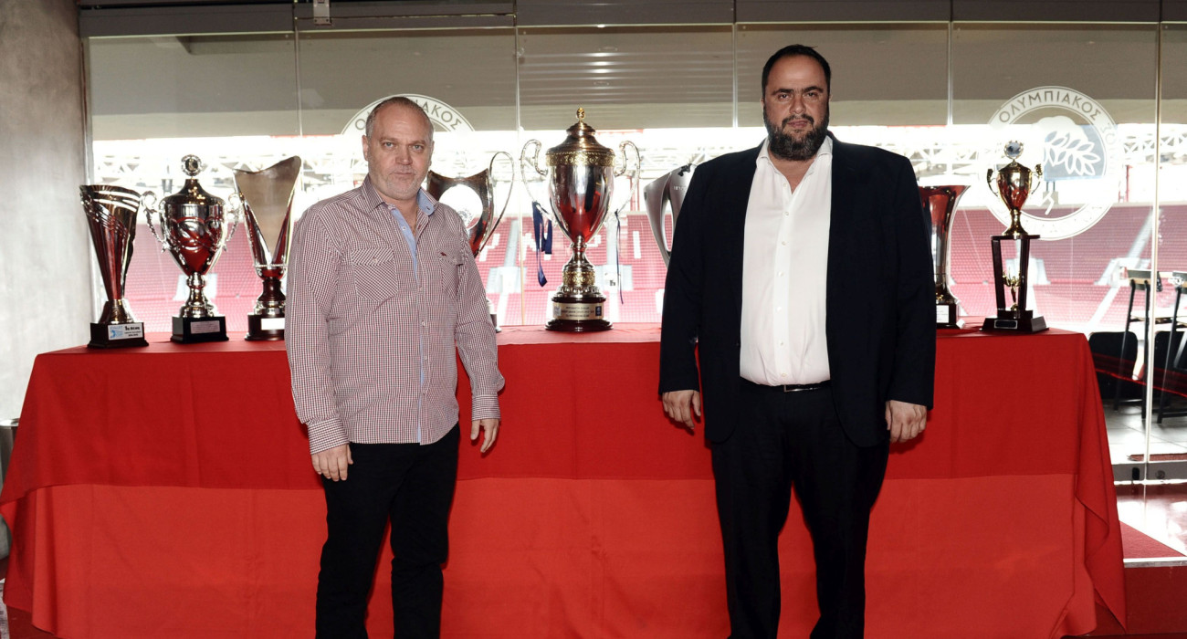 Ο Ολυμπιακός έχει εκτοξευτεί σε τίτλους από το 2010 και έπειτα, οπότε ξεκίνησε η θητεία των Βαγγέλη Μαρινάκη, Μιχάλη Κουντούρη / Πηγή: Intime