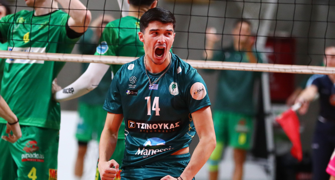 Ο Αλέξανδρος Νανόπουλος πανηγυρίζει στον αγώνα του Μίλωνα με την Καλαμάτα / Πηγή: Intime