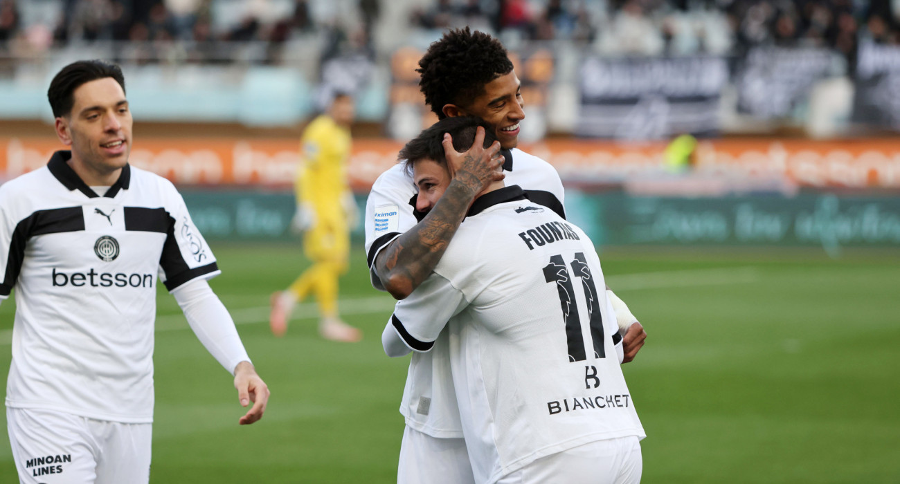 Τρομερή εμφάνιση από Φούντα και Σαλσίδο / Πηγή: Intime