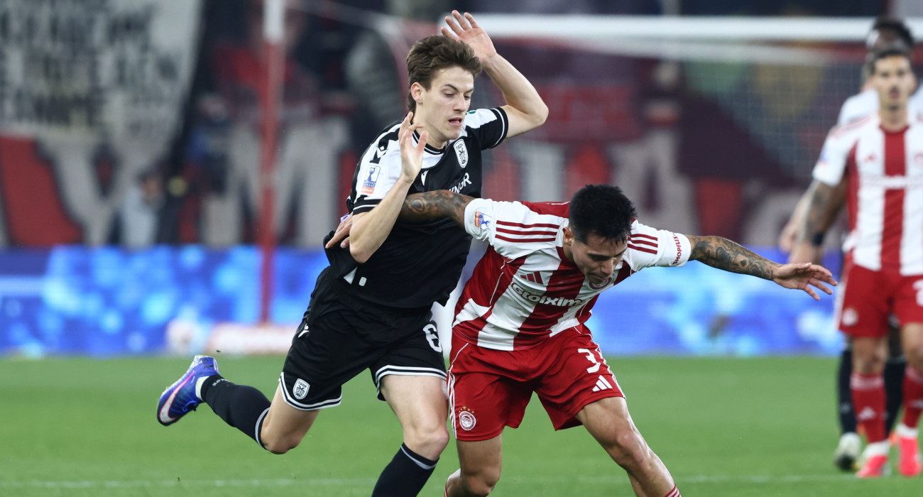 Κωνσταντέλιας και Ορτέγκα μονομαχούν στο παιχνίδι Κυπέλλου Ολυμπιακός - ΠΑΟΚ / Πηγή: Intime