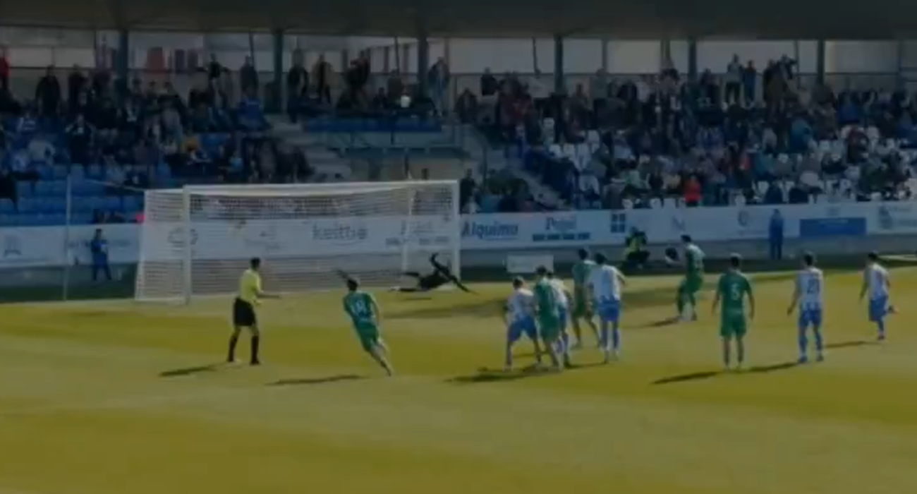 Το... σπάνιο χαμένο πέναλτι του Χιμένεθ στην τρίτη κατηγορία της Ισπανίας . Screenshot
