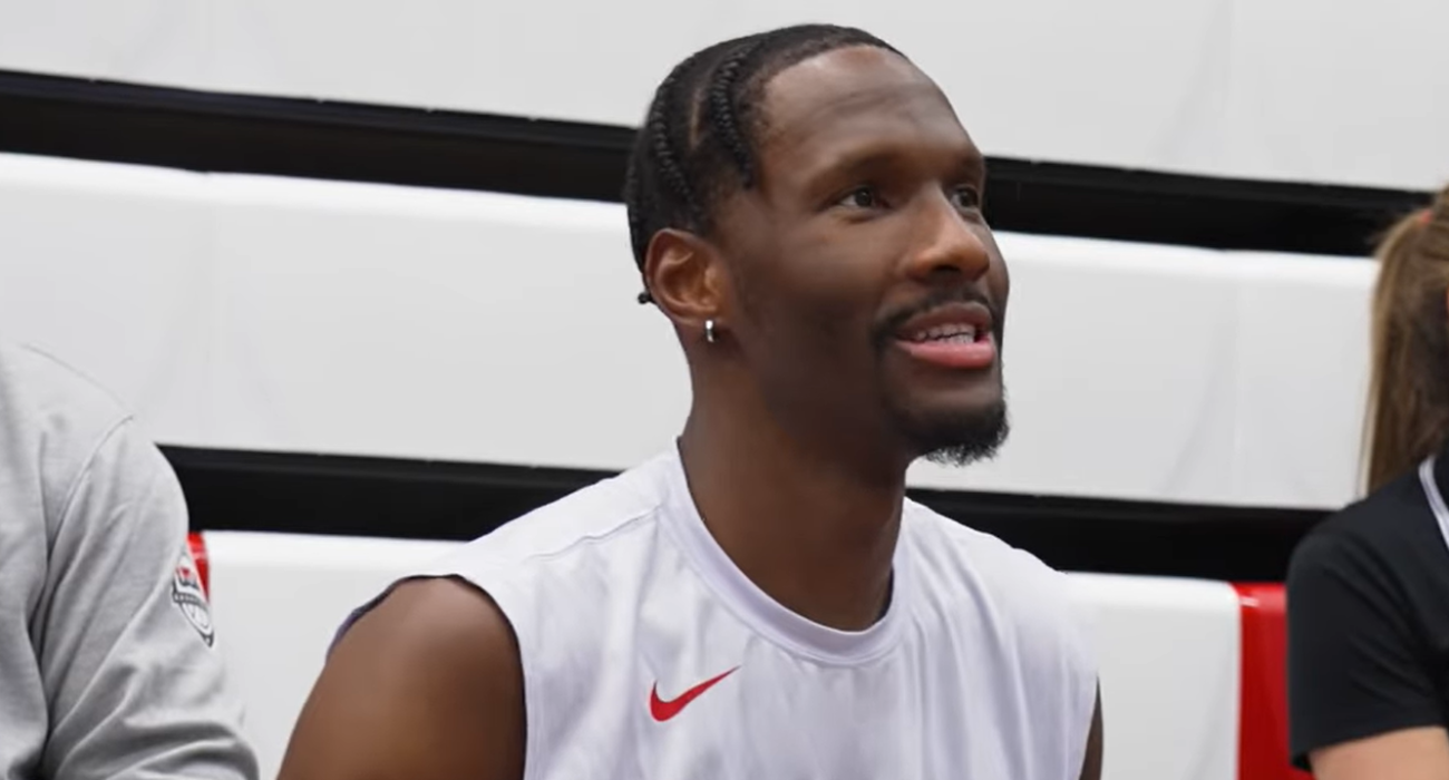 Στιγμιότυπο από την παρουσία του Χέιζ-Ντέιβις στην προετοιμασία της Team USA / PrintScreen