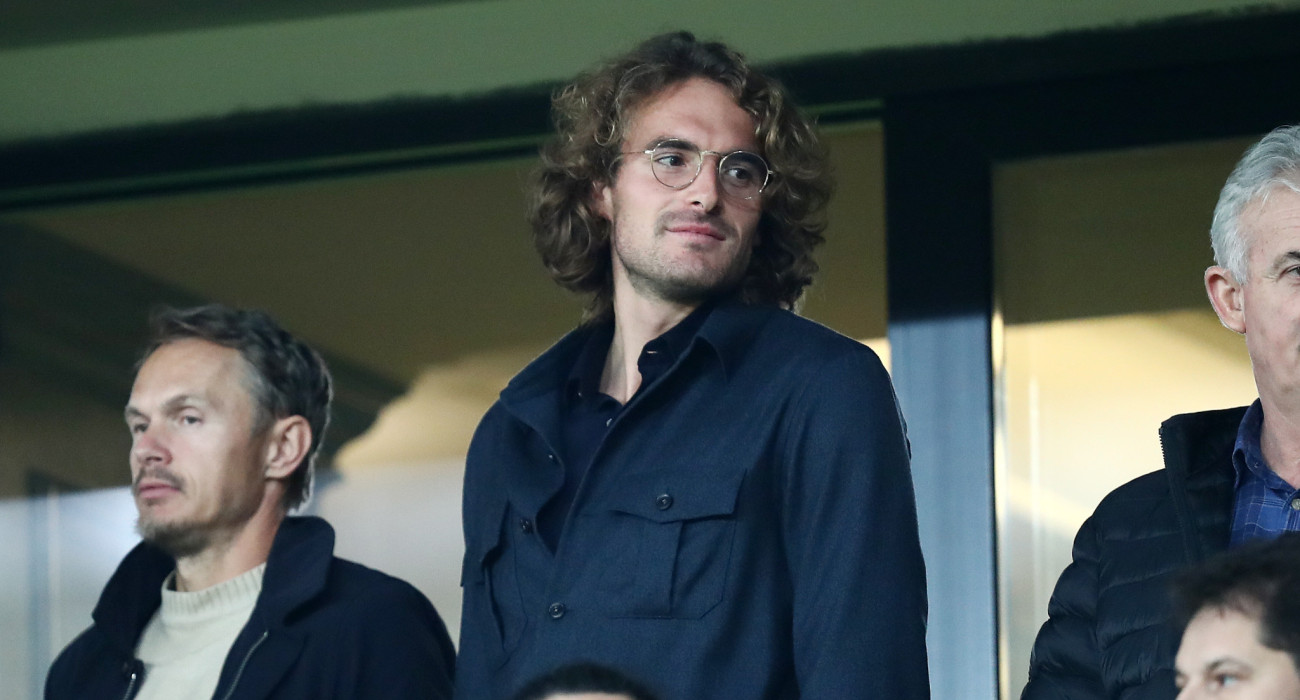 Ο Στέφανος Τσιτσιπάς στον αγώνα της ΑΕΚ με τον Ατρόμητο / Πηγή: Intime