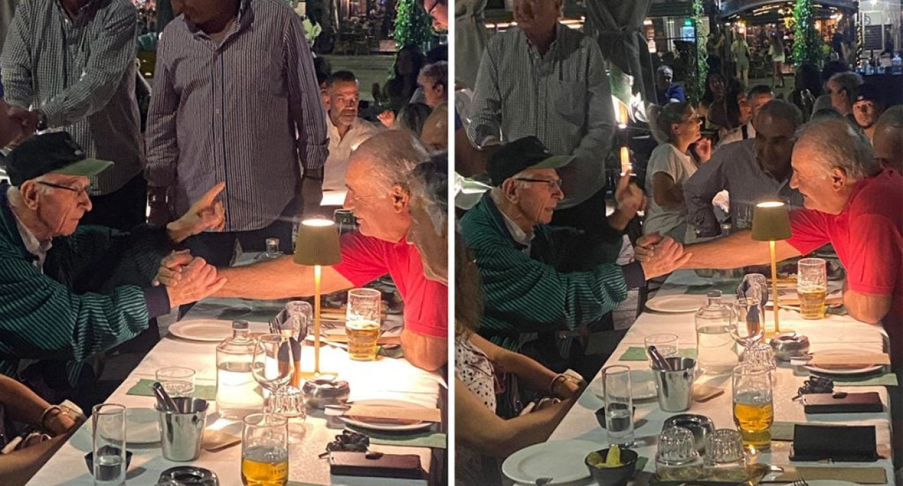 Μία από τις πιο πρόσφατες φωτογραφίες του Βασίλη Δανιήλ, παρέα με παλαίμαχους ποδοσφαιριστές της Καβάλας